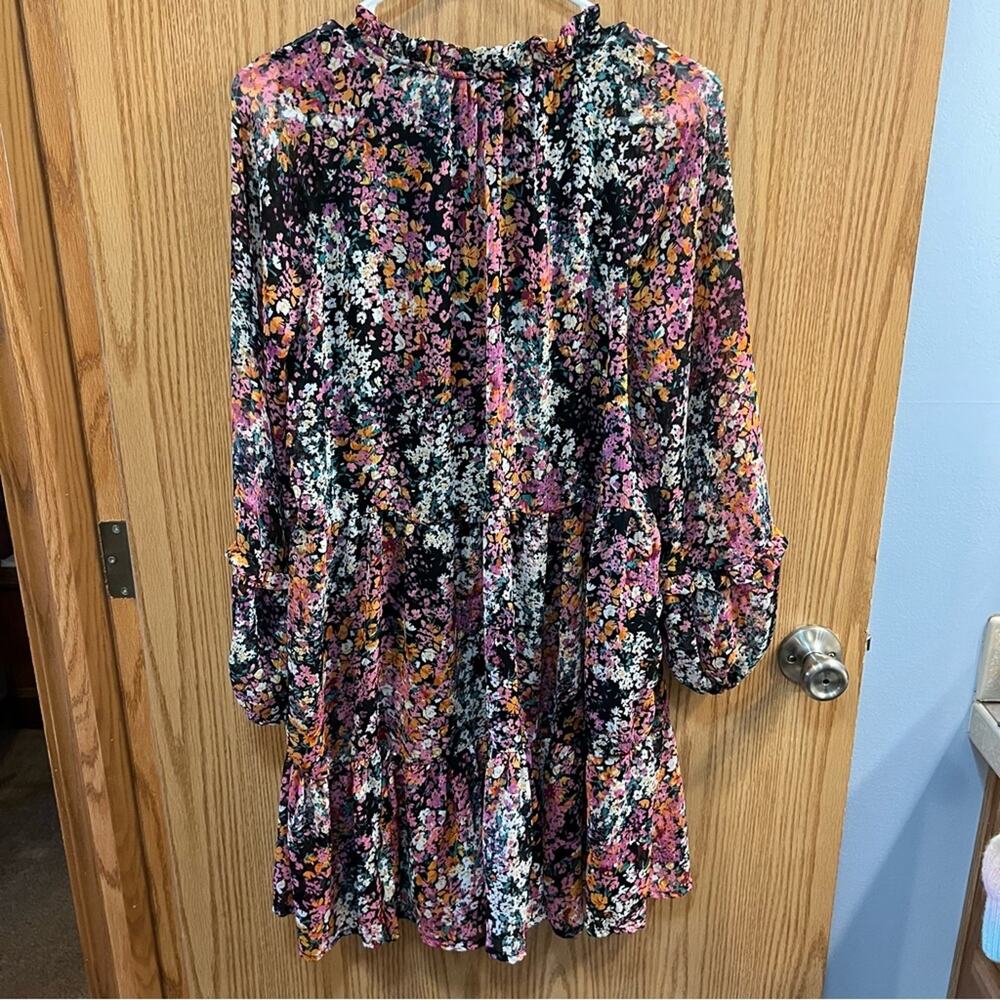 NWT Vince Camuto Tiered Floral Boho Mini Dress Size Medium Festival Concert - Picture 2 of 11